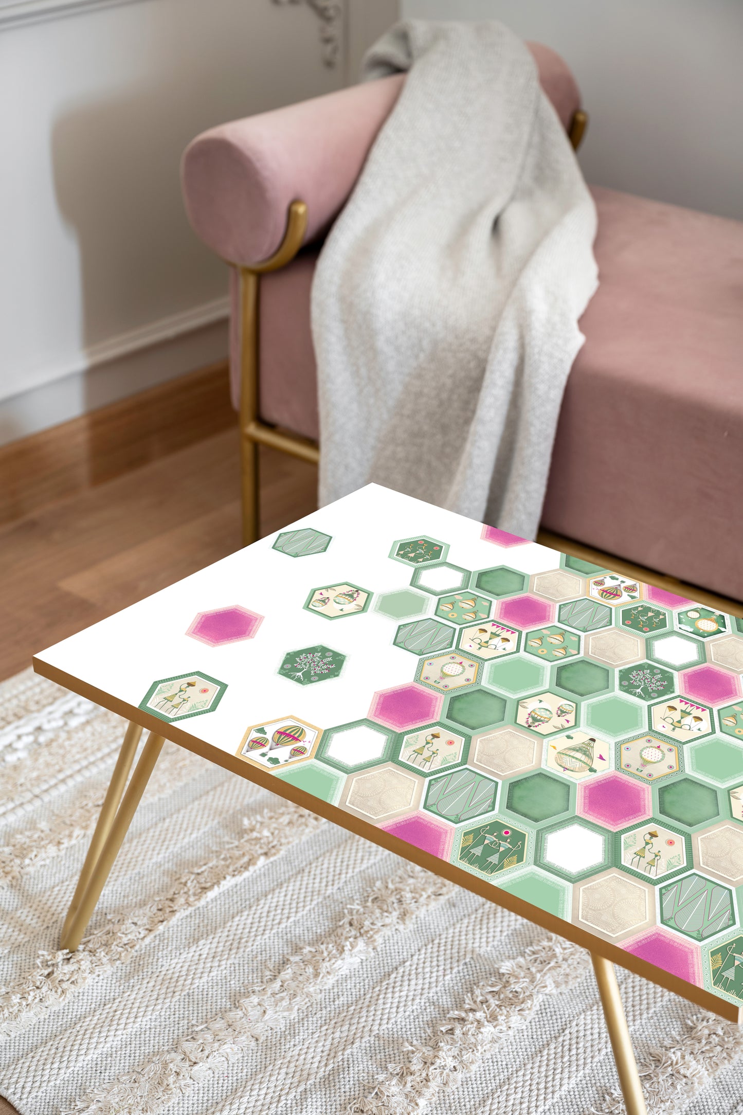 A Seashell’s Skyward Journey - Coffee Table