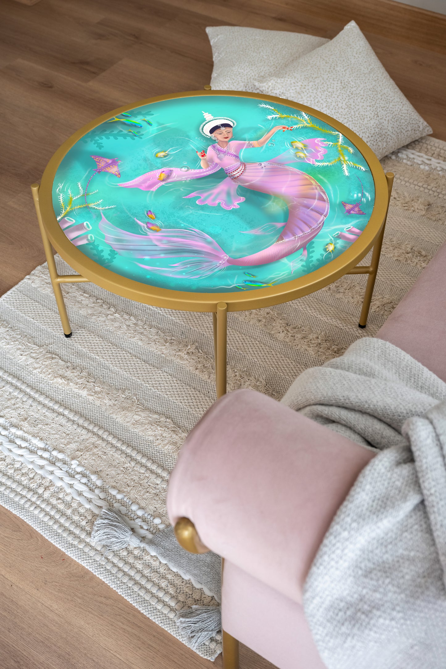 The Dancing Tail - Coffee Table